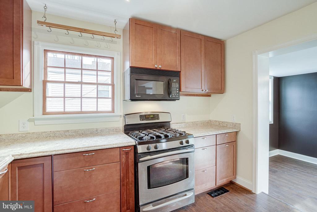 4107 BYRD COURT