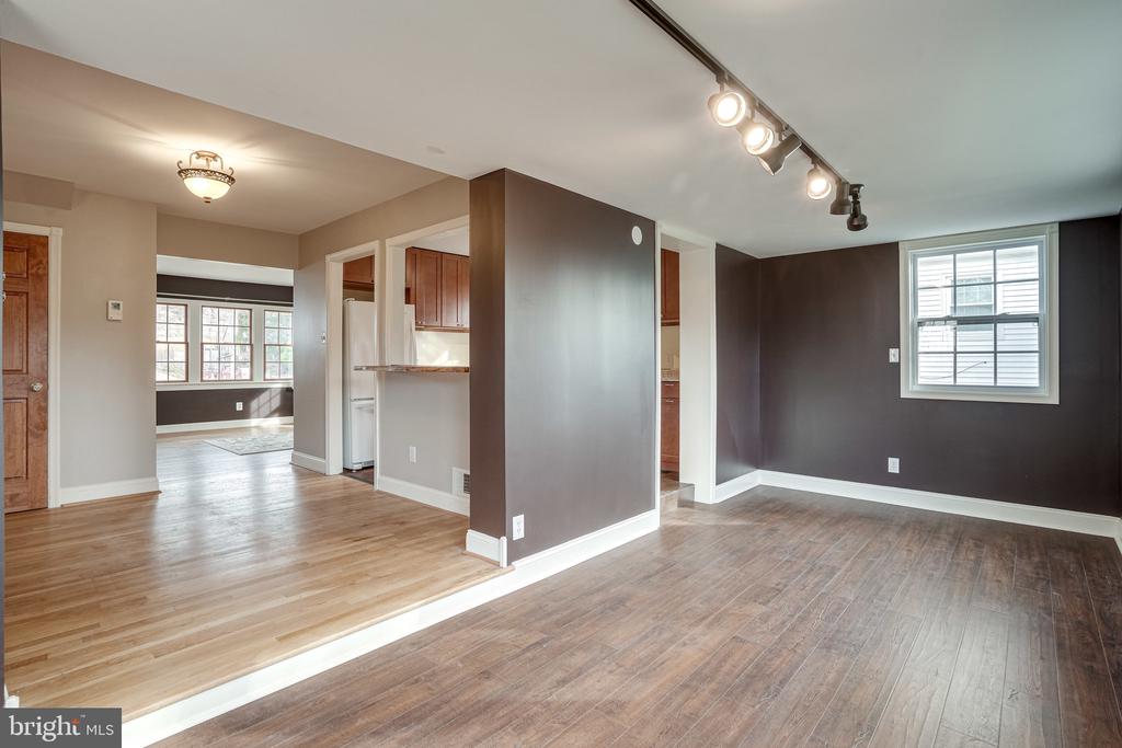 4107 BYRD COURT