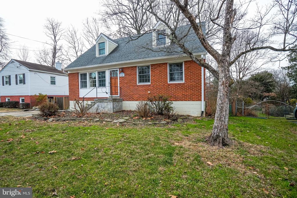 4107 BYRD COURT