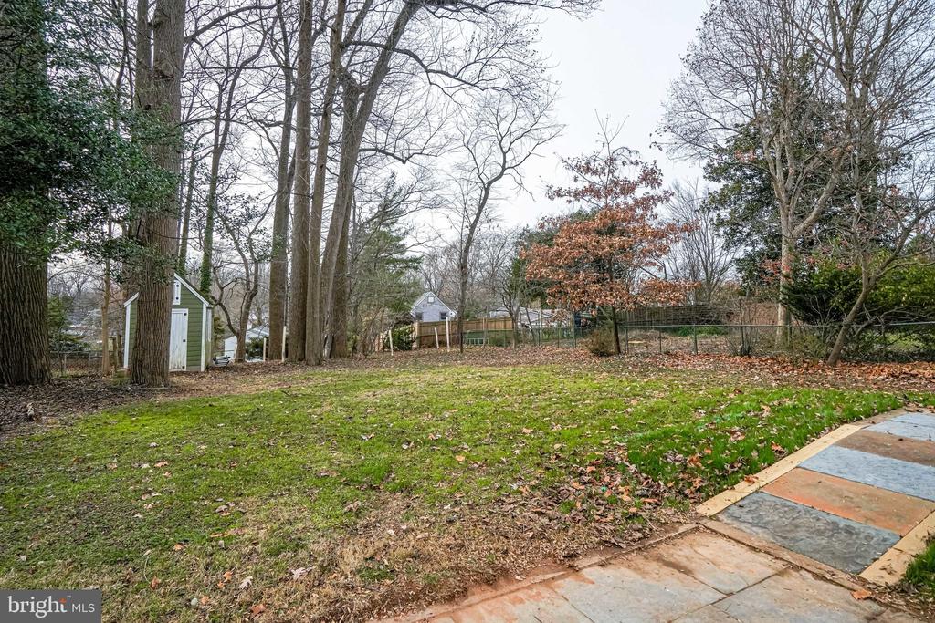 4107 BYRD COURT