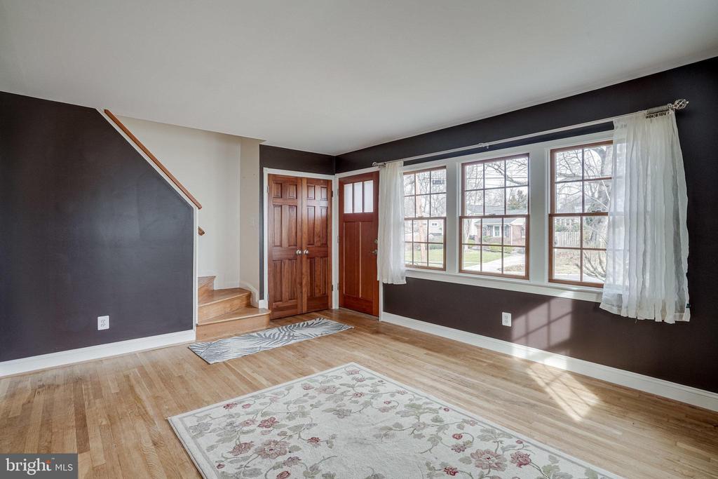 4107 BYRD COURT