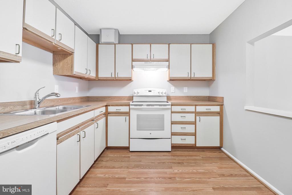 15107 INTERLACHEN DRIVE Unit: 2-409