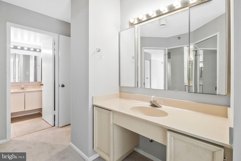 15107 INTERLACHEN DRIVE Unit: 2-409