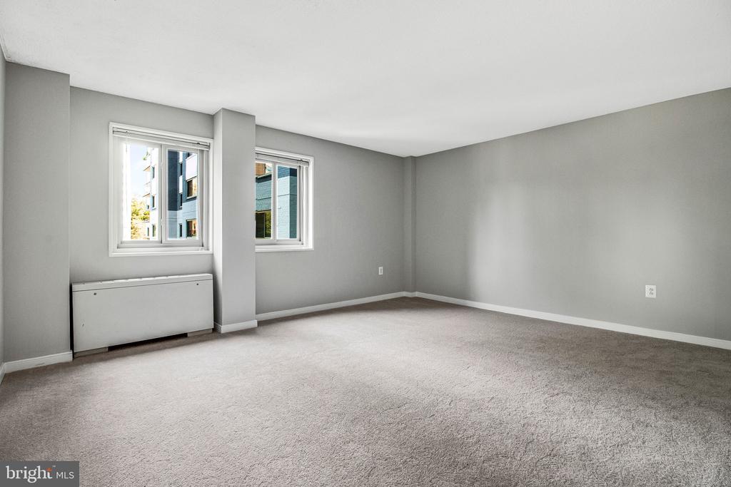 7333 NEW HAMPSHIRE AVENUE Unit: 420W