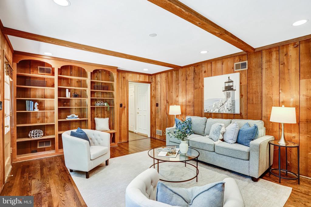 10605 GAINSBOROUGH ROAD
