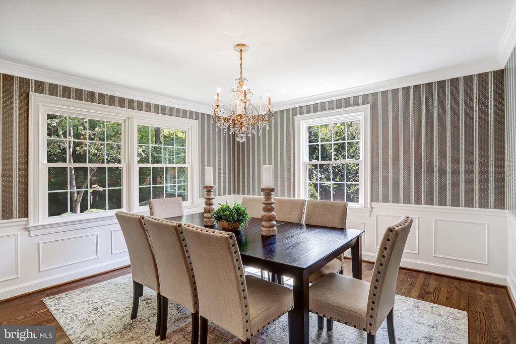 10605 GAINSBOROUGH ROAD