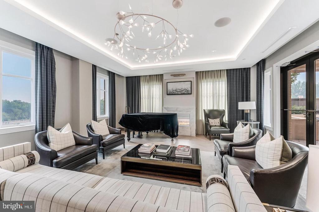 8551 CONNECTICUT AVENUE Unit: 311