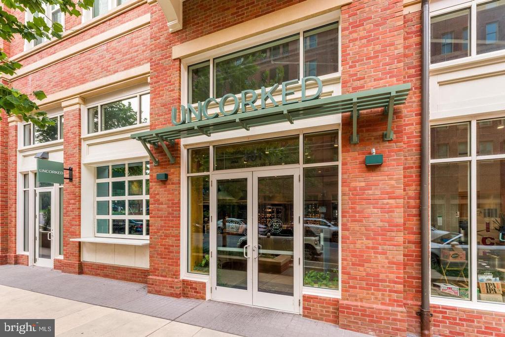 8551 CONNECTICUT AVENUE Unit: 311