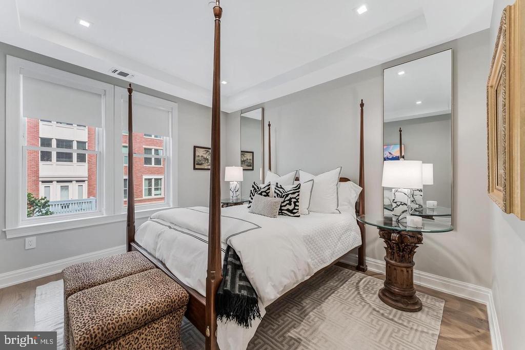 8551 CONNECTICUT AVENUE Unit: 311