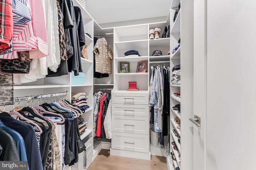 8551 CONNECTICUT AVENUE Unit: 311
