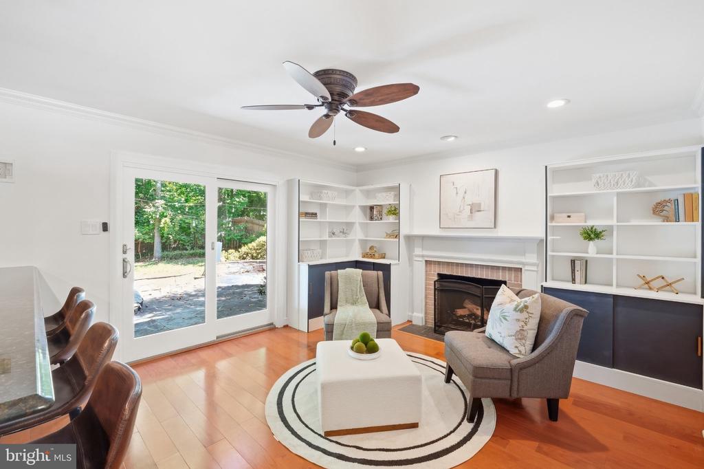 5711 CHESHIRE DRIVE