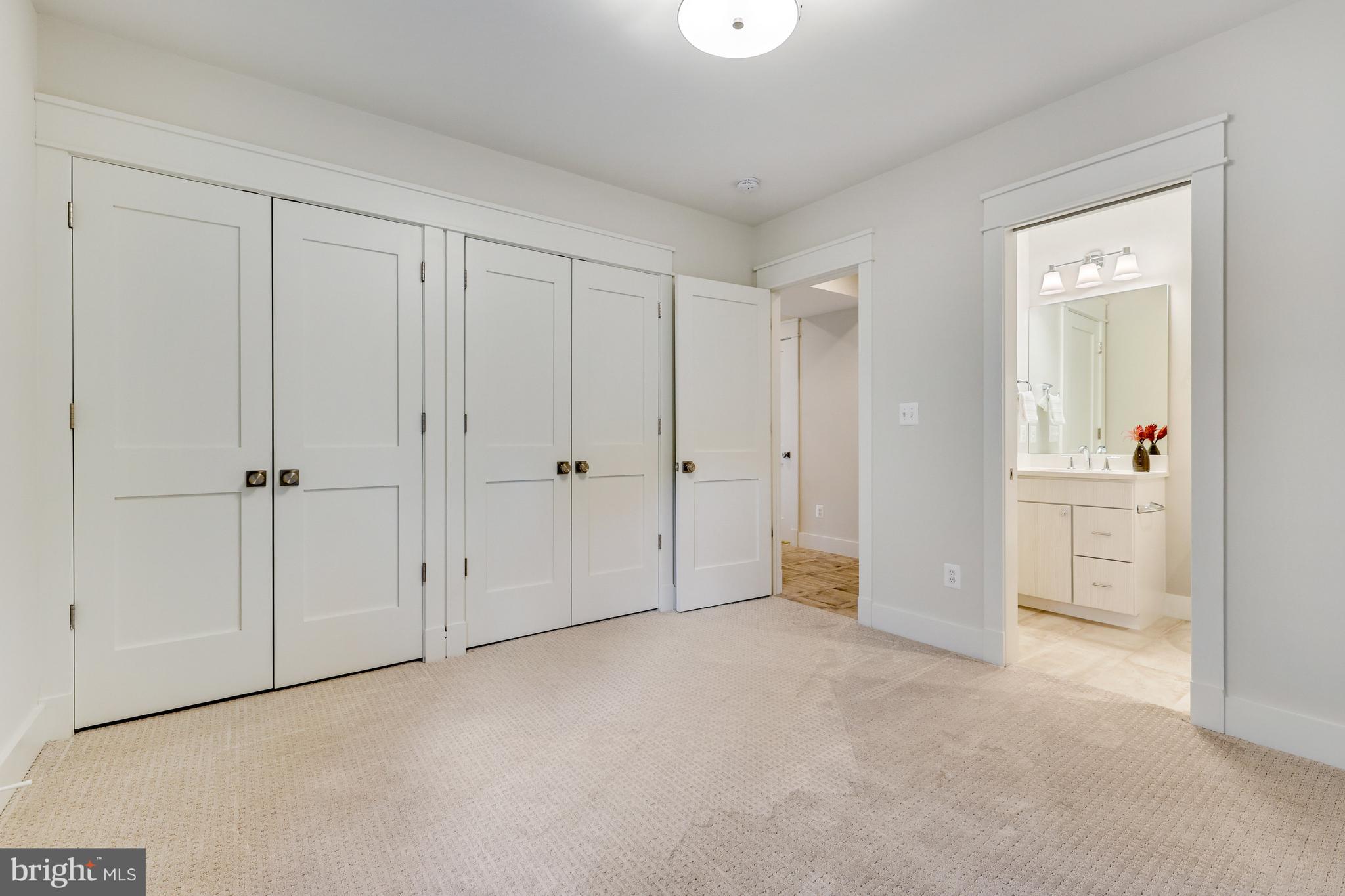 309 N FILLMORE