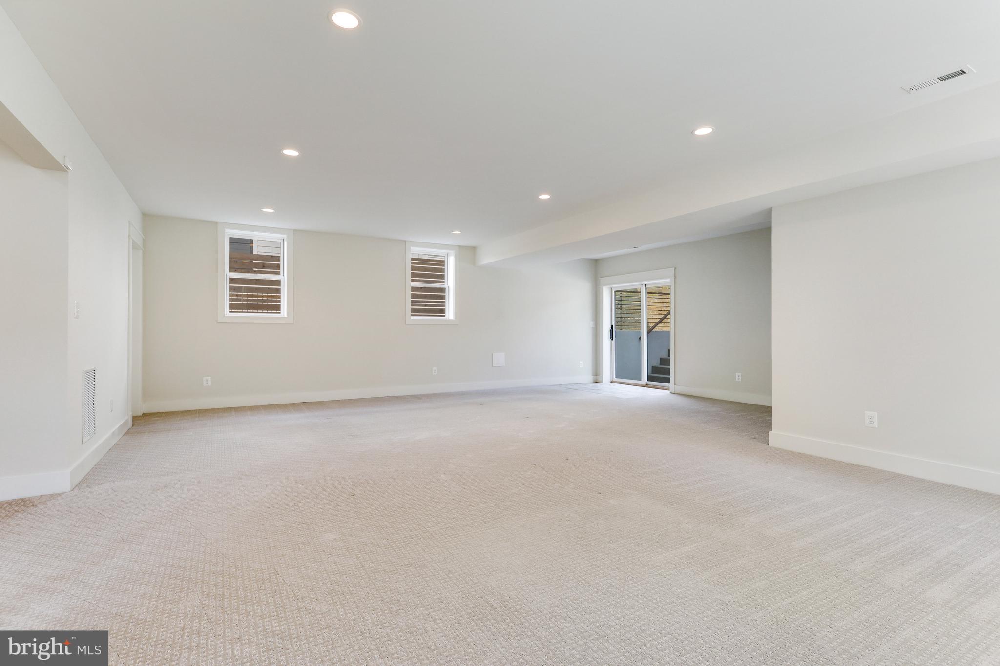 309 N FILLMORE