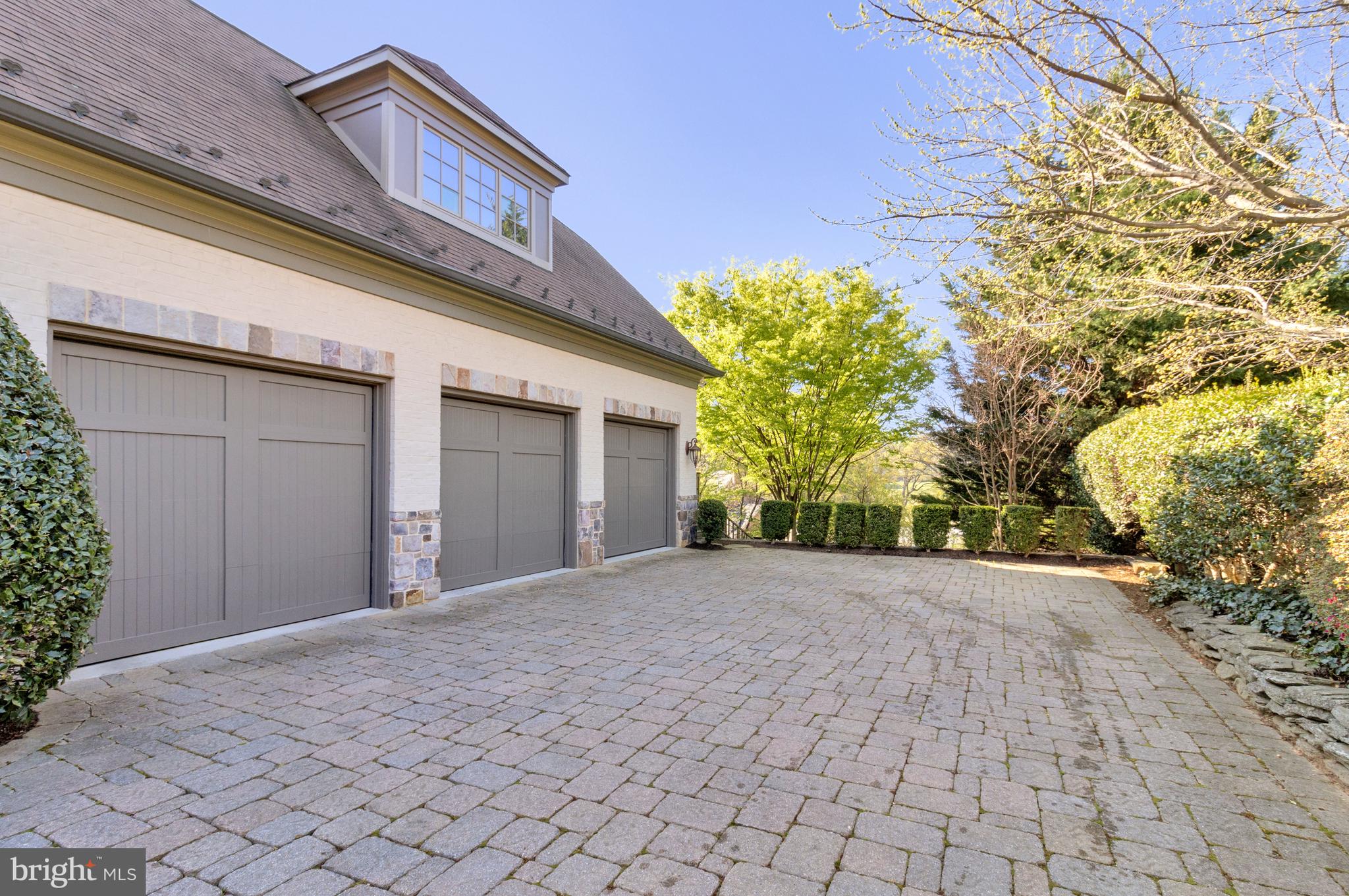 4502 32nd Rd N