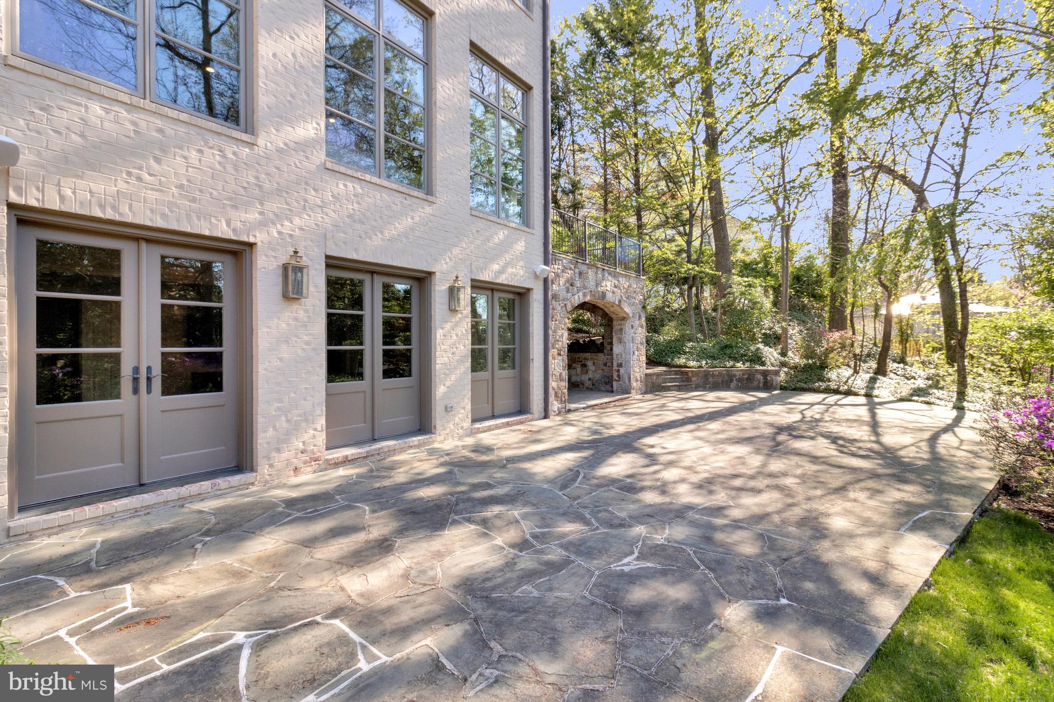 4502 32nd Rd N