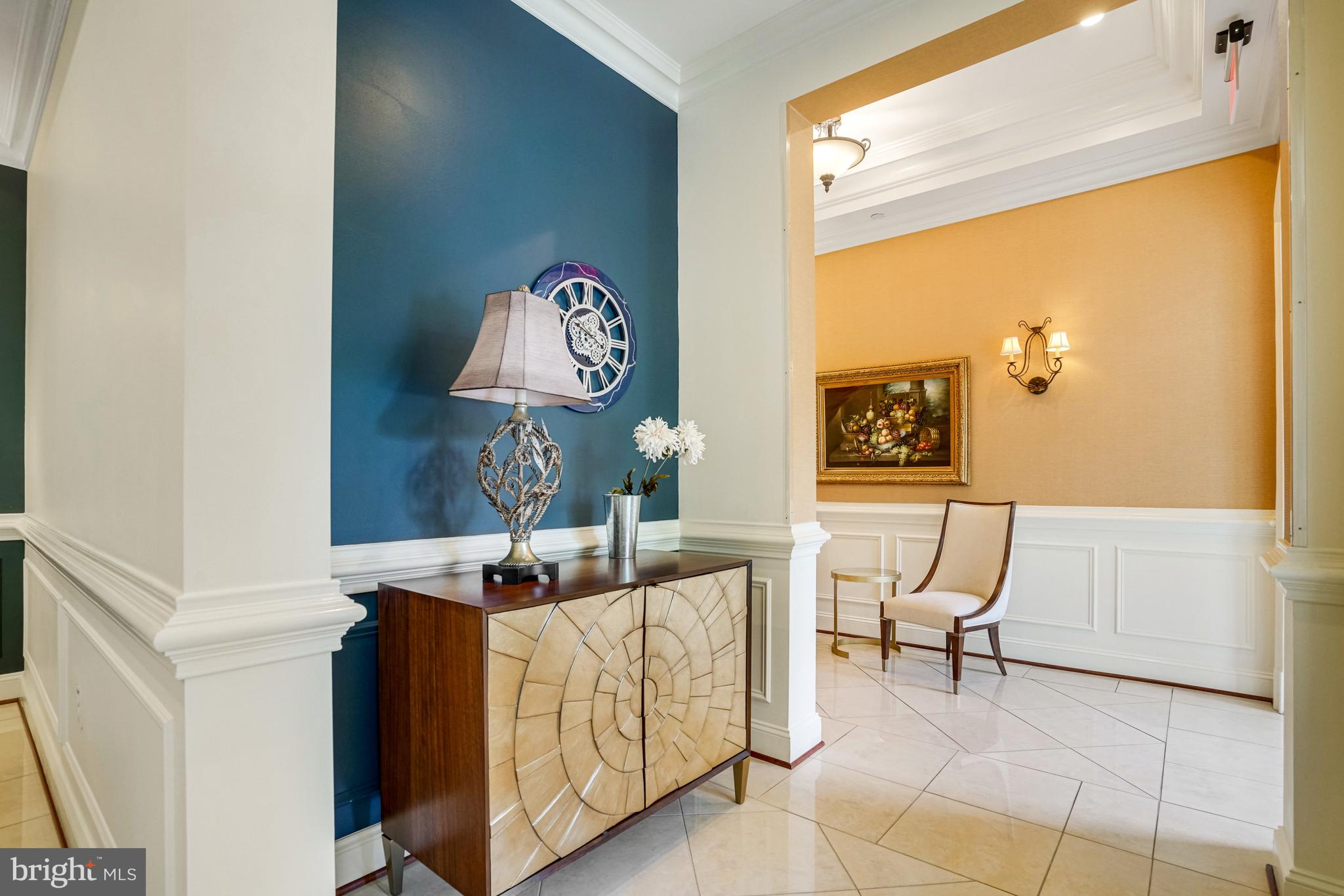 2801 Langston Blvd #305