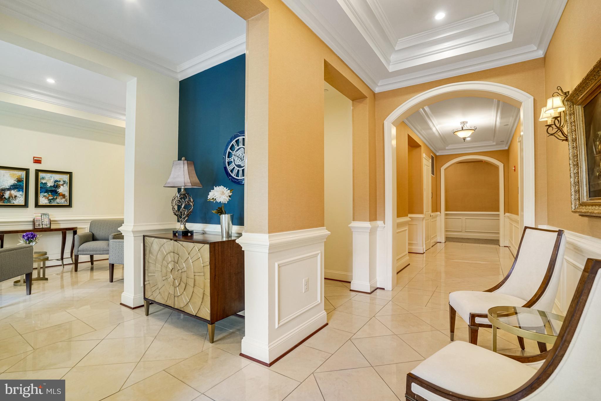 2801 Langston Blvd #305