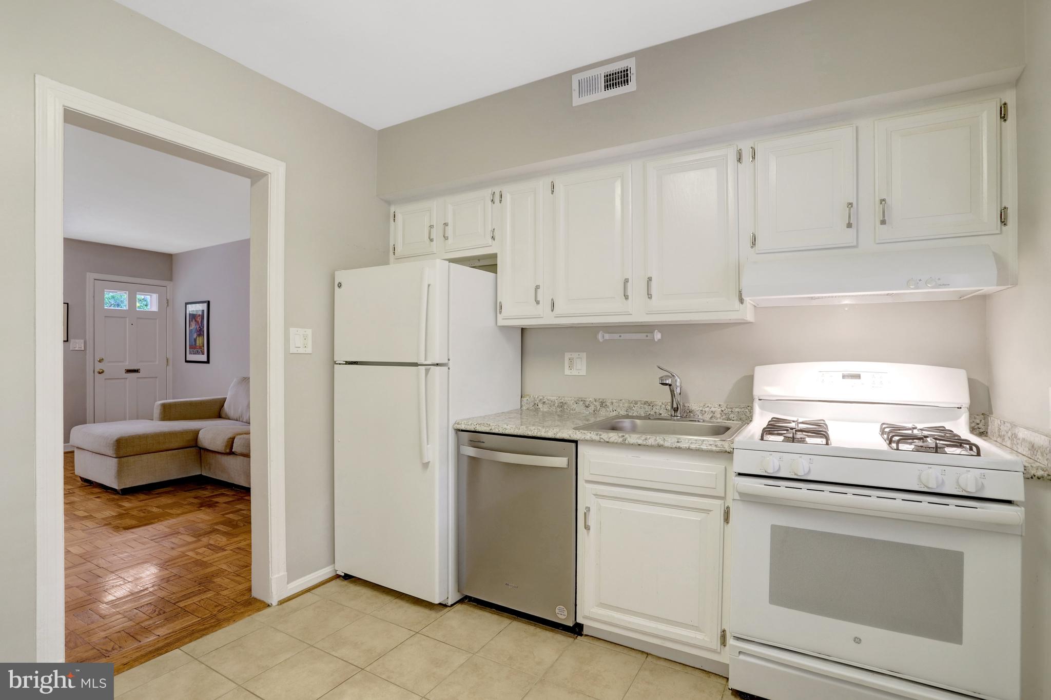 1500 S BARTON STREET 595