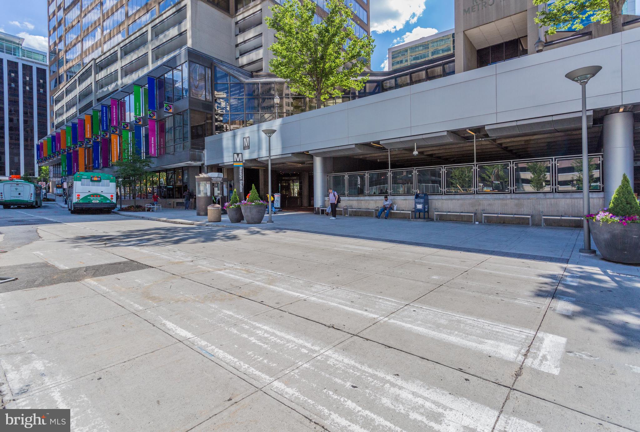 1881 N NASH STREET 1706