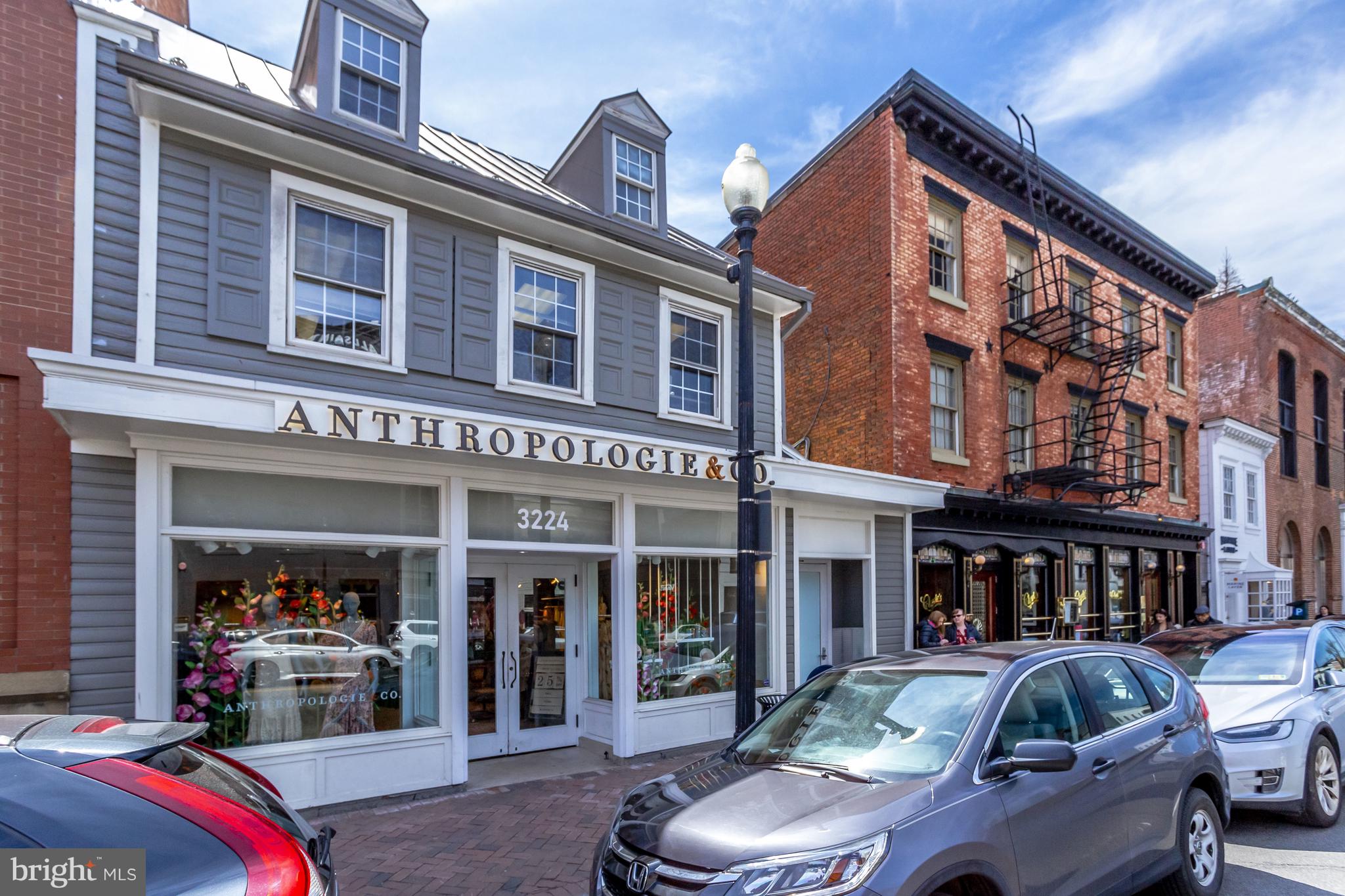 1881 N NASH STREET 1706