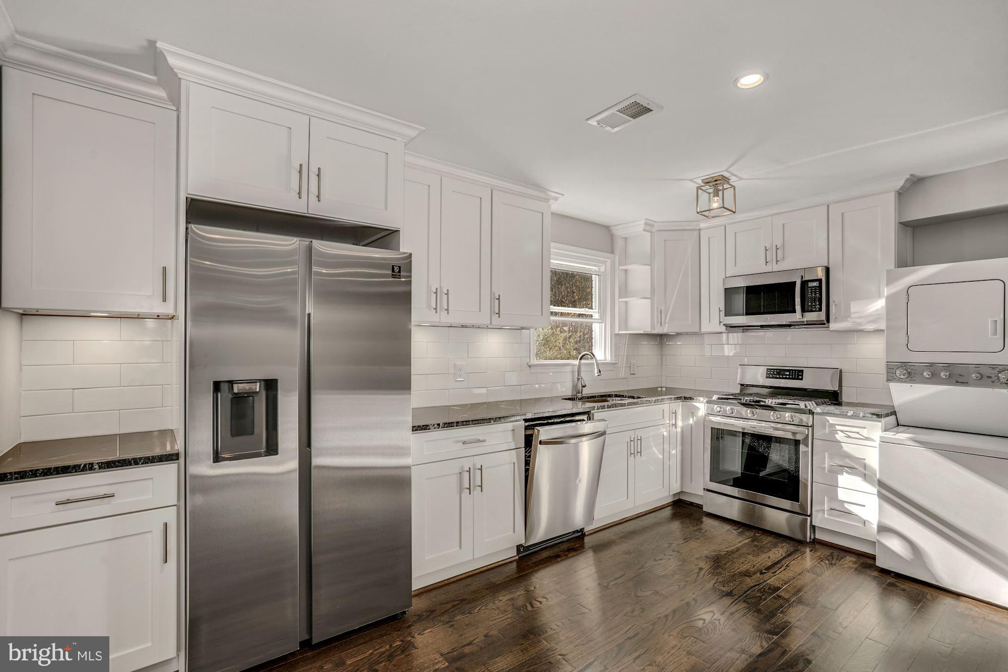 504 E ALEXANDRIA AVE #1