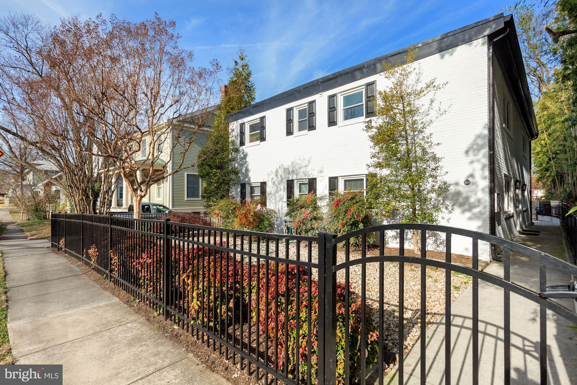 504 E ALEXANDRIA AVE #1