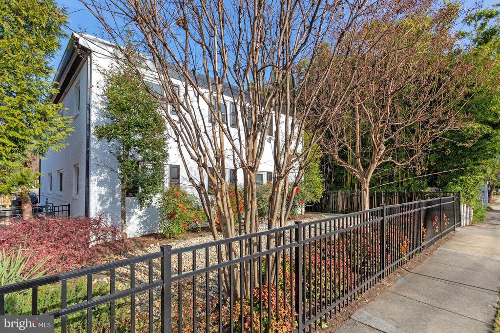 504 E ALEXANDRIA AVE #2