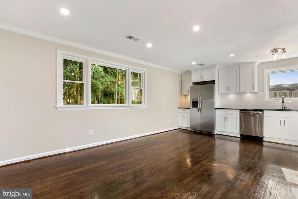 504 E ALEXANDRIA AVE #2