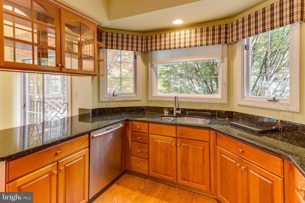 826 RIVERGATE PLACE