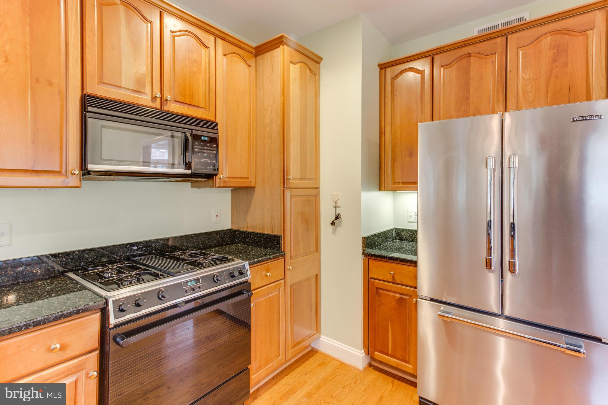 826 RIVERGATE PLACE