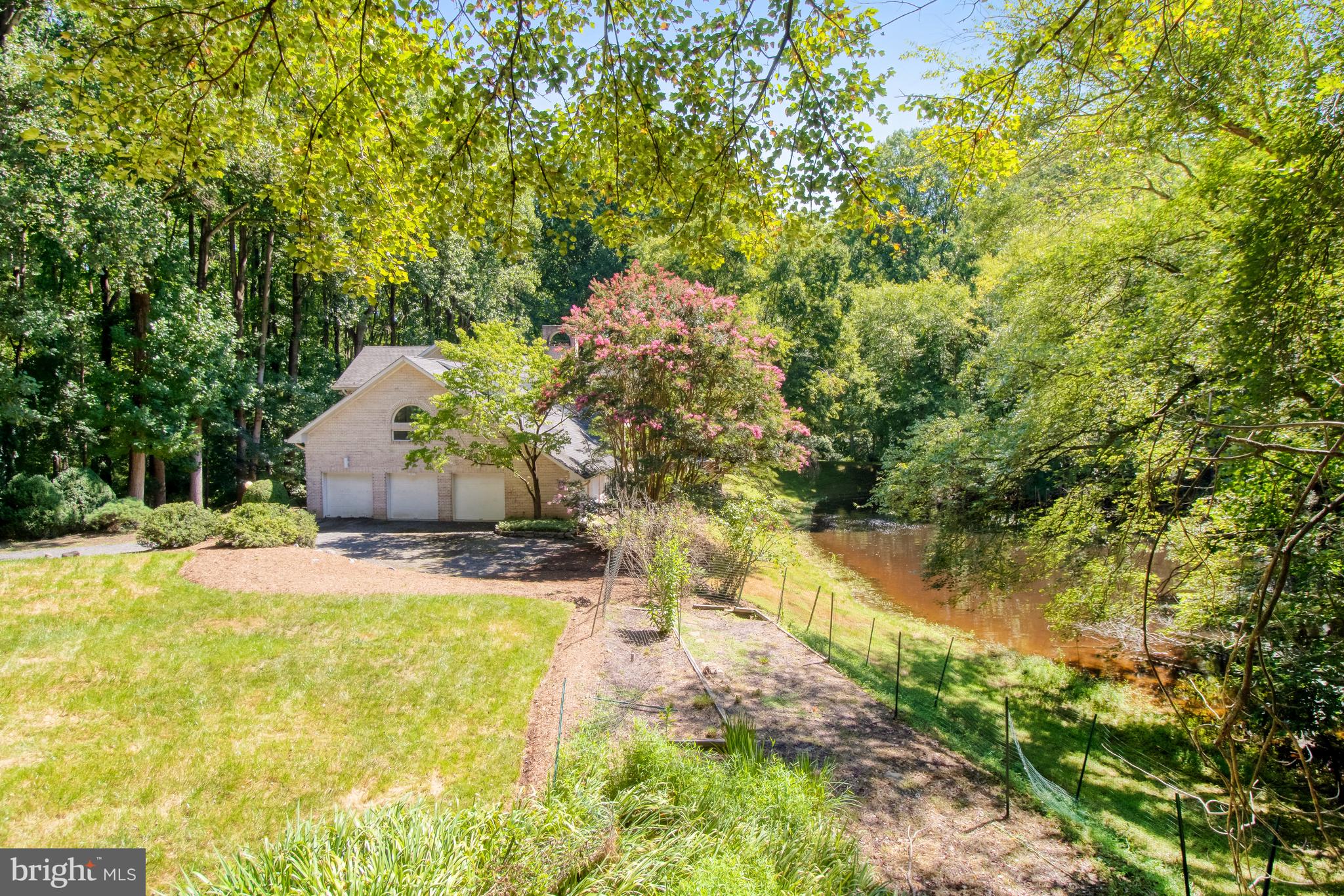 1071 ROCKY RUN ROAD