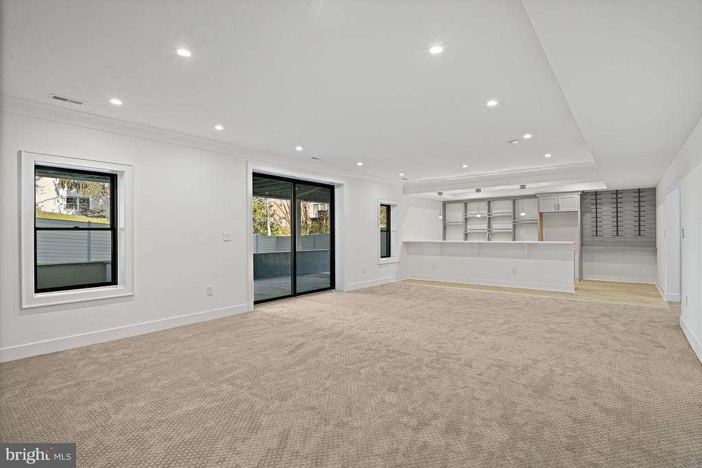 1434 Colleen Ln