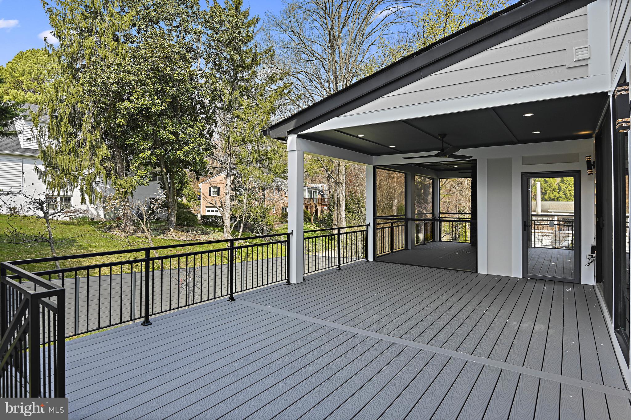 1434 Colleen Ln