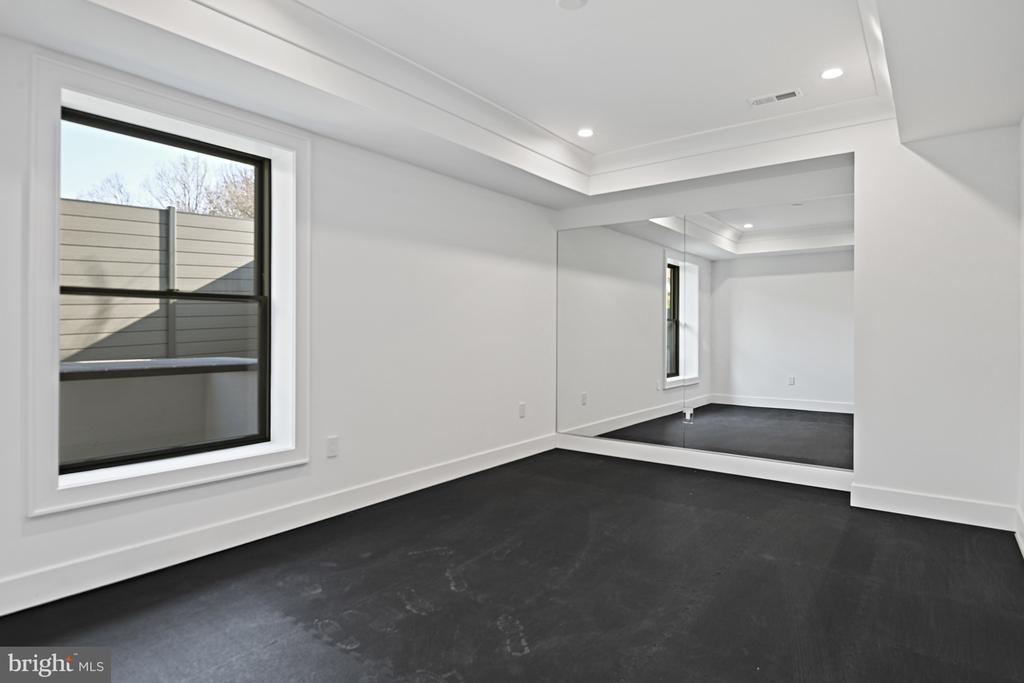 1434 Colleen Ln
