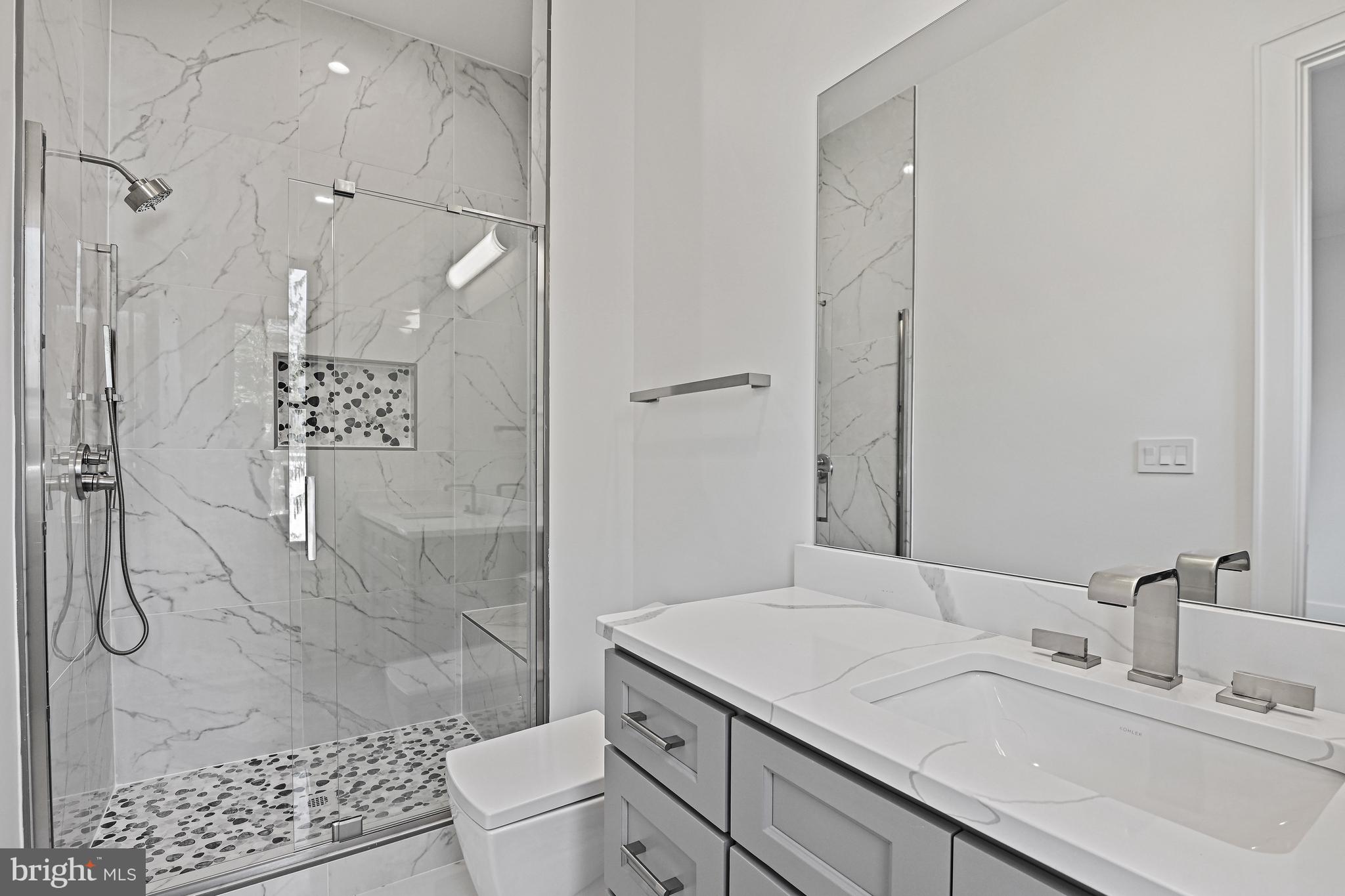 1434 Colleen Ln