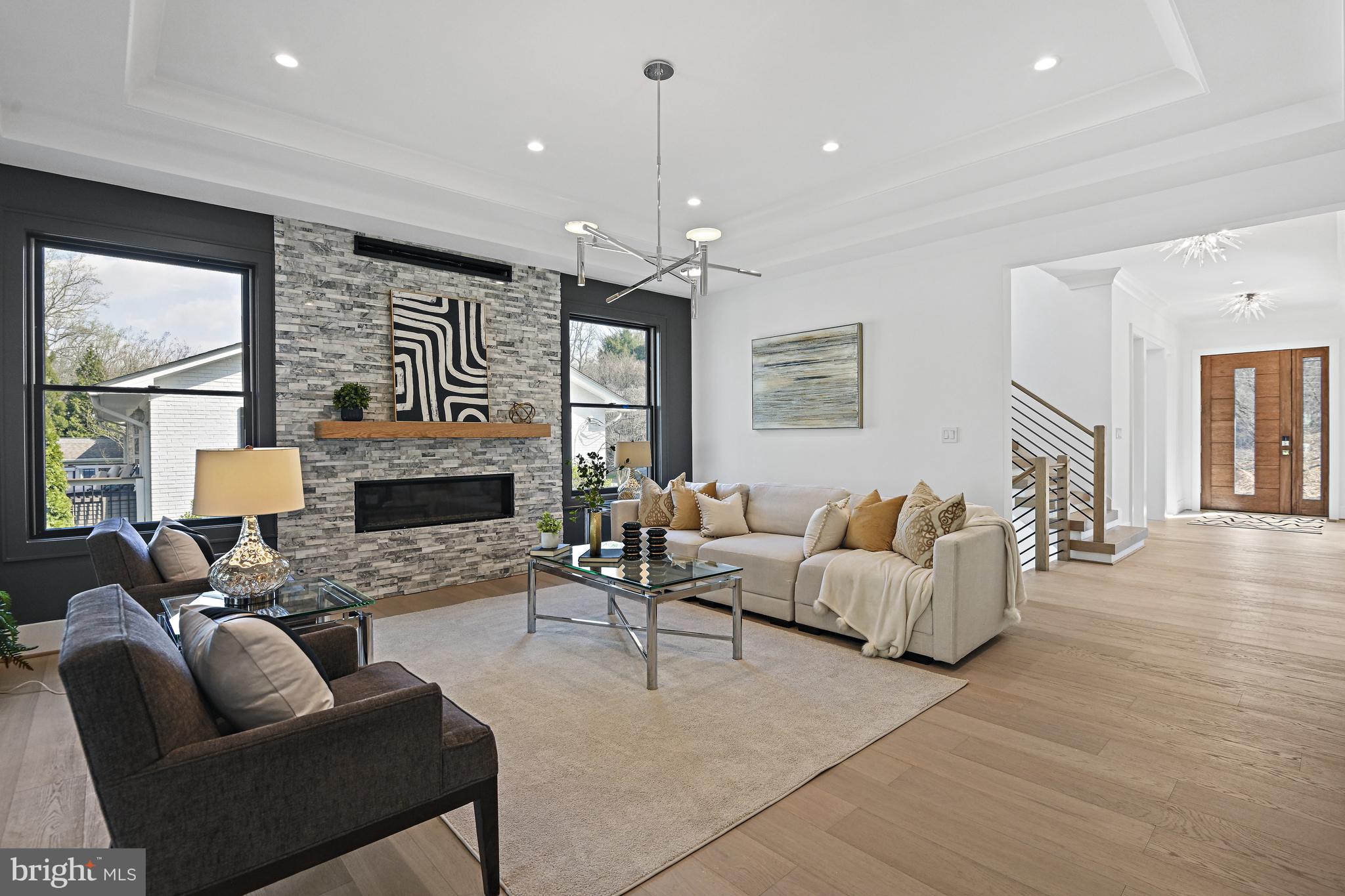 1434 Colleen Ln