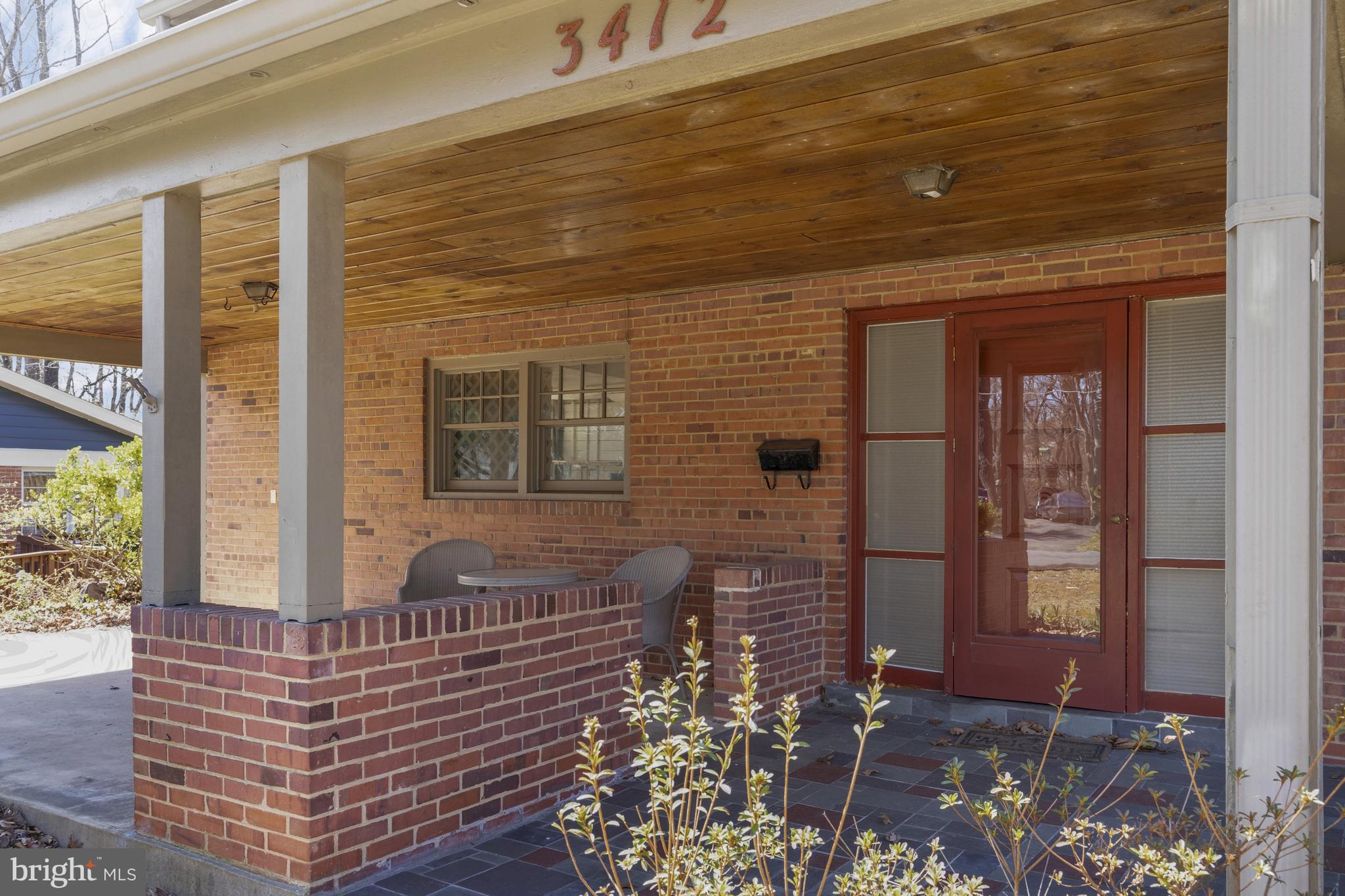 3412 Greentree Dr
