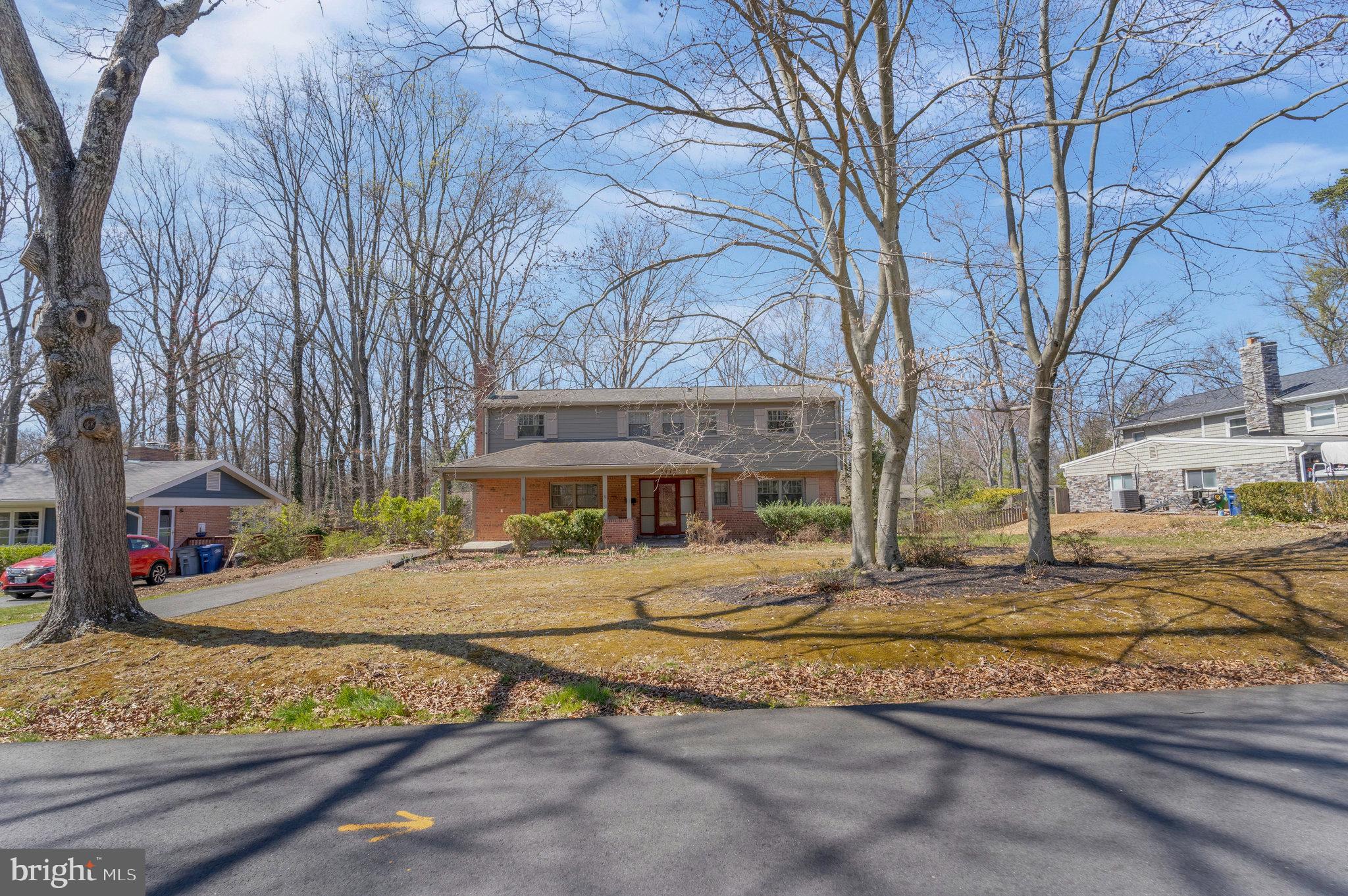 3412 Greentree Dr