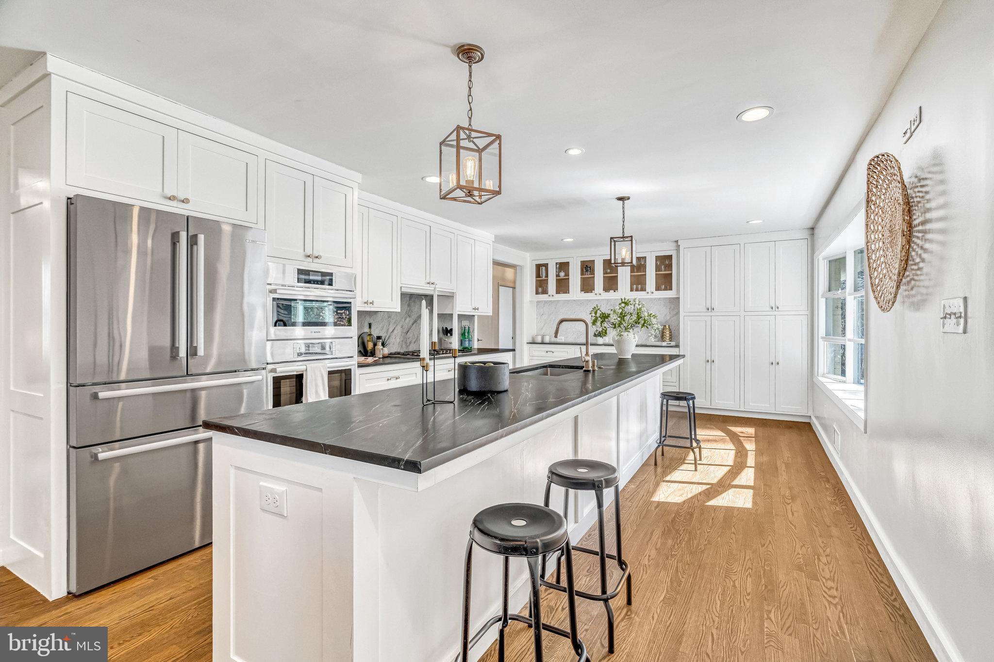6219 Kellogg Dr