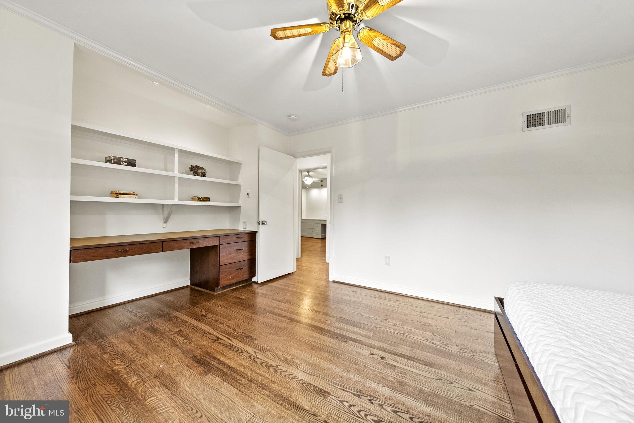 3443 Malbrook Dr