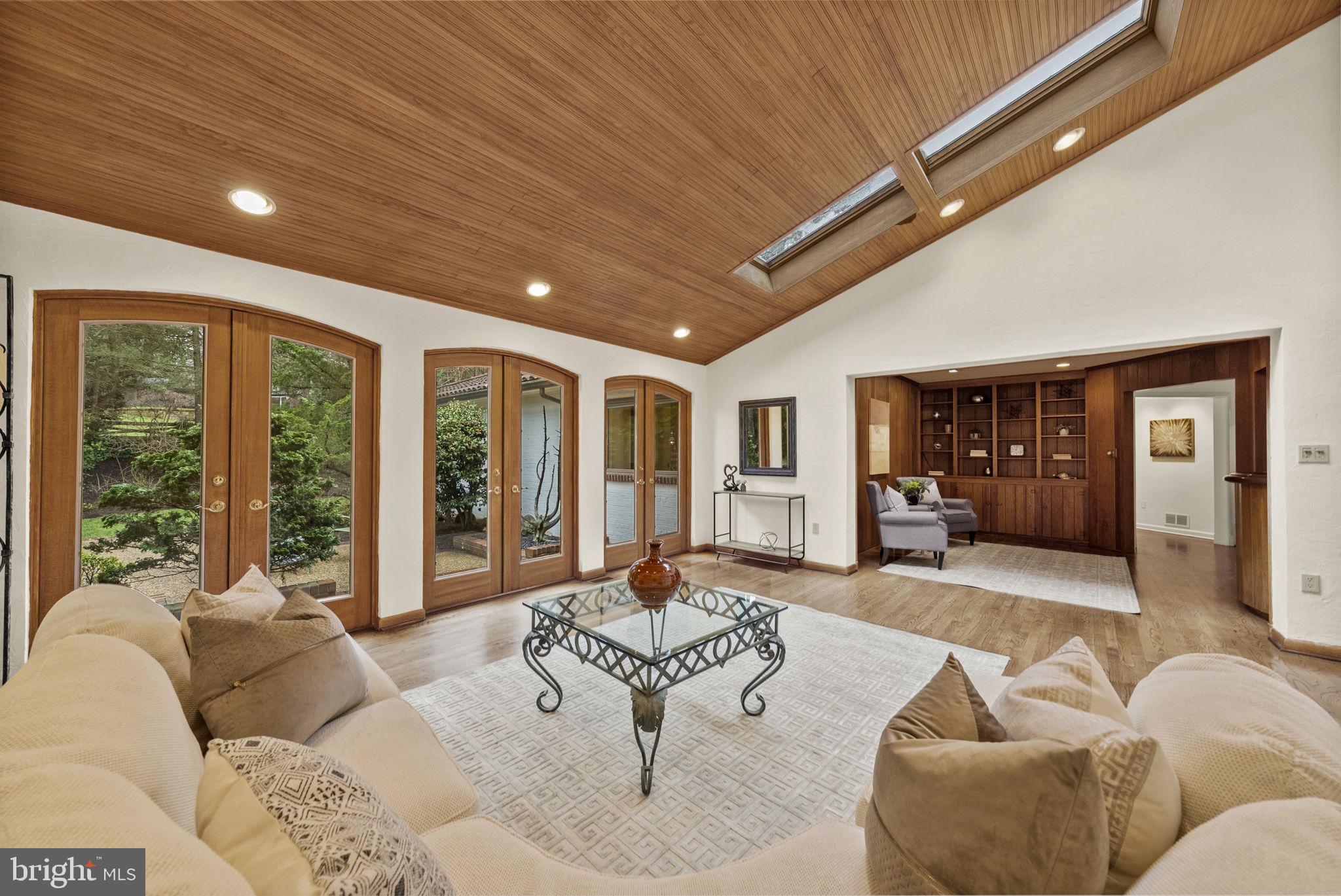 3443 Malbrook Dr