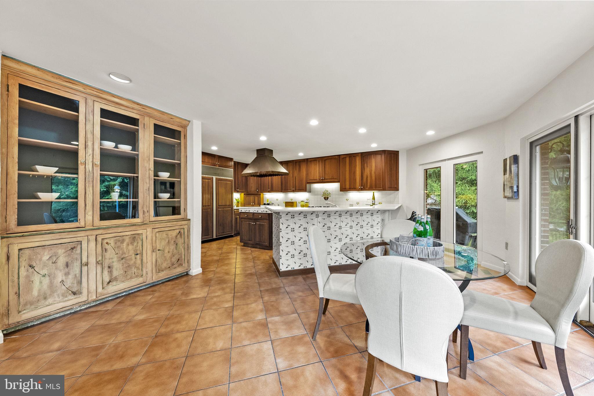 3443 Malbrook Dr