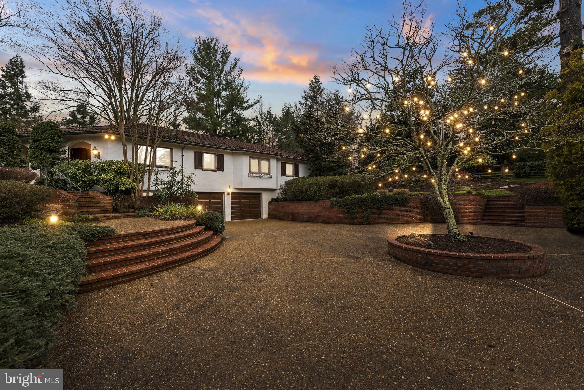 3443 Malbrook Dr