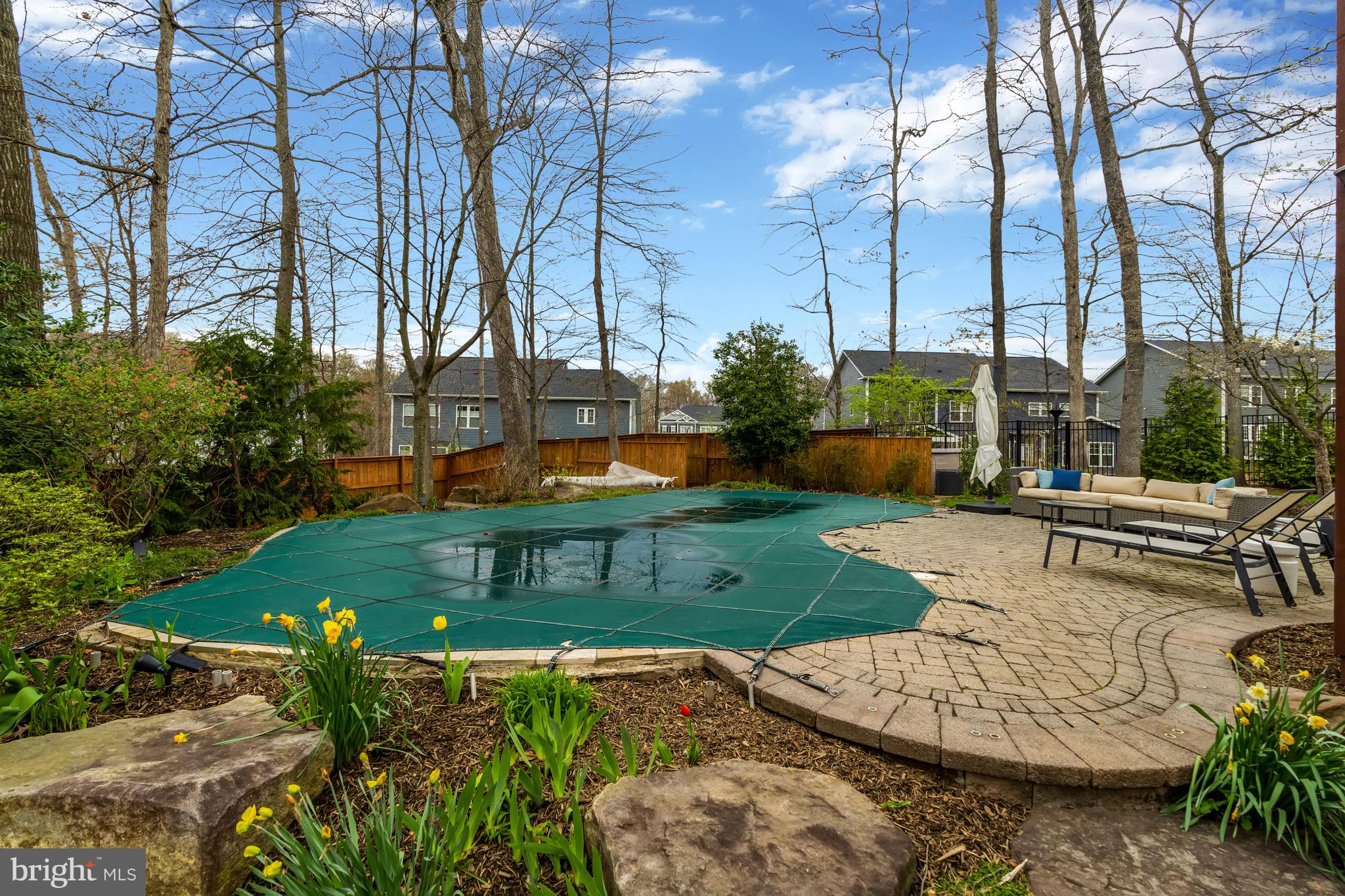 3200 Barkley Dr