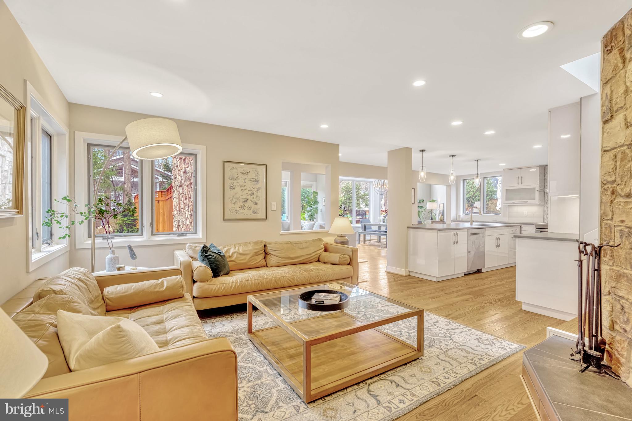 3200 Barkley Dr