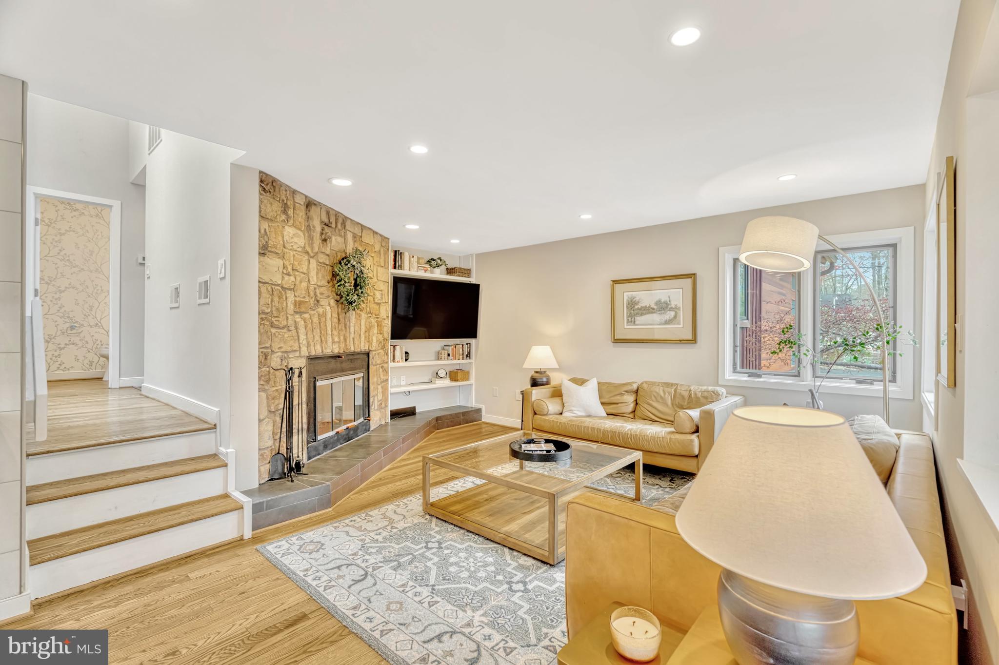 3200 Barkley Dr