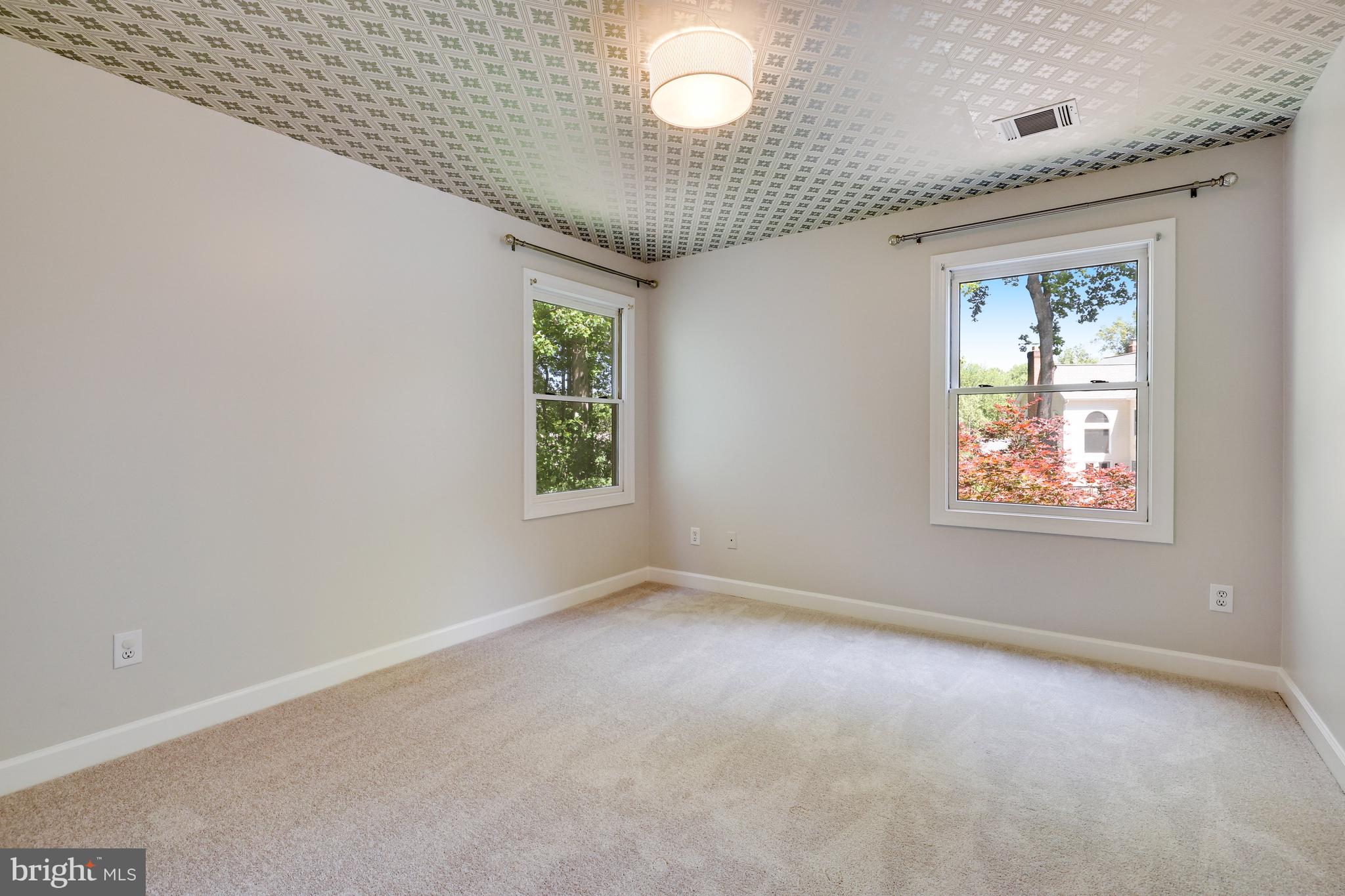 1802 Brookstone Ct