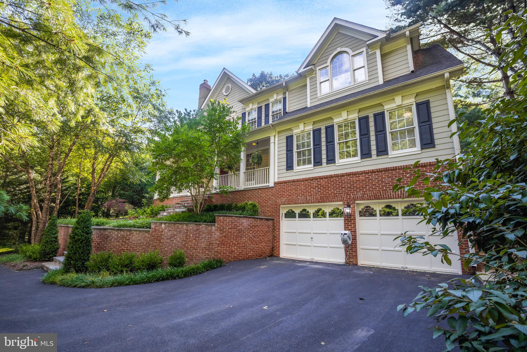 9110 STERLING MONTAGUE DR