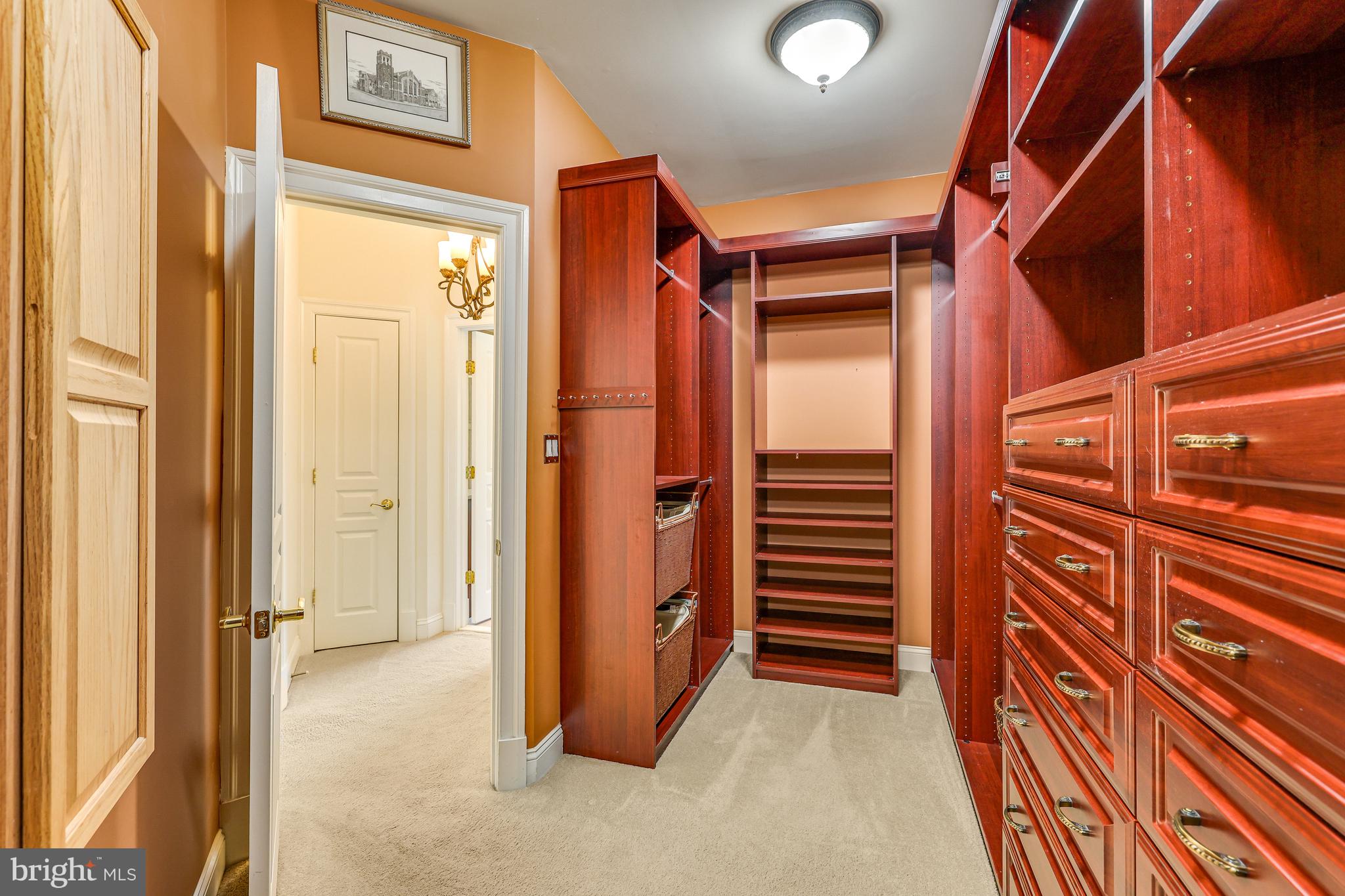 1016 Eaton Dr