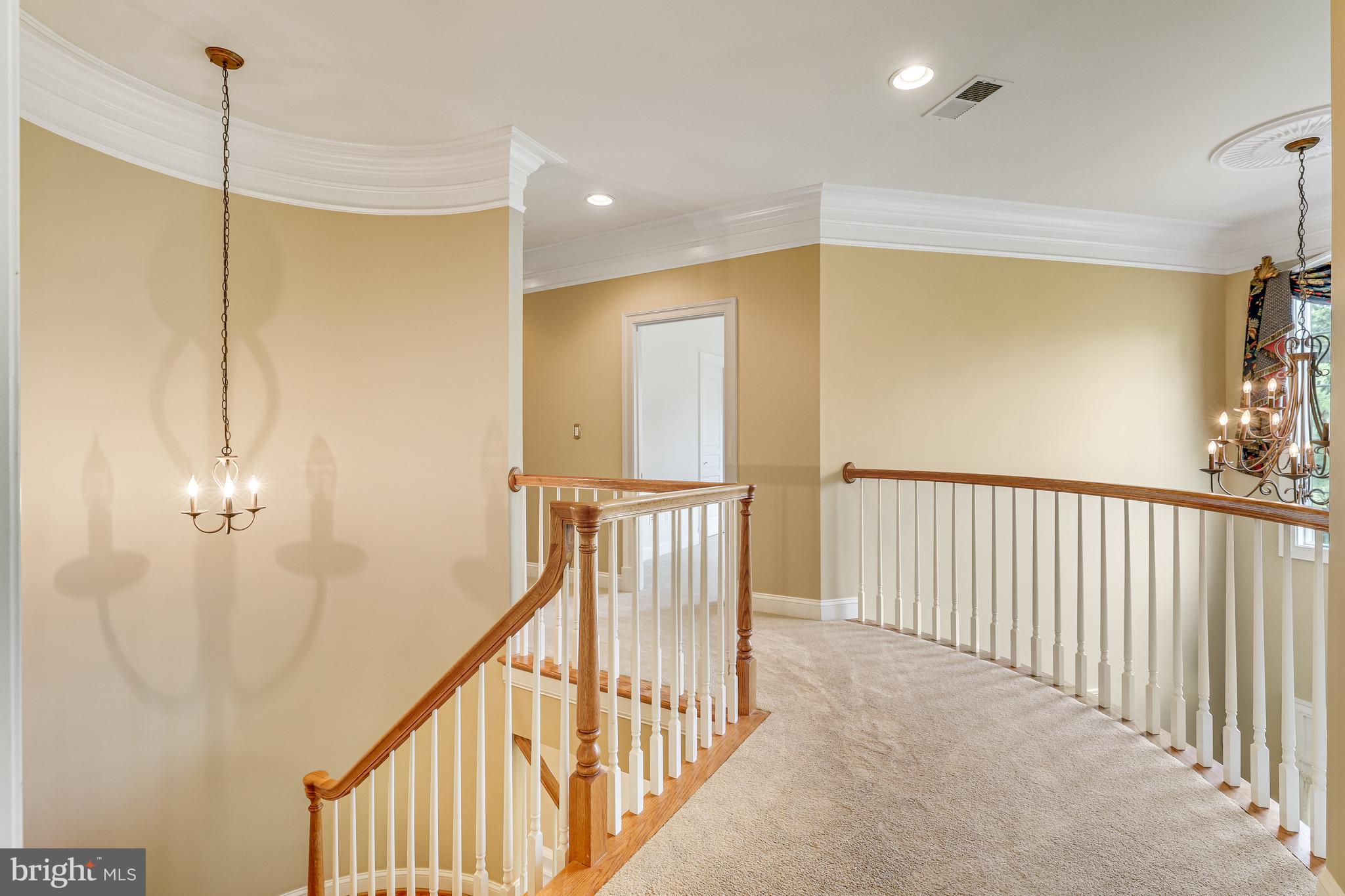 1016 Eaton Dr